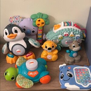 Fisher-Price Vibrant Animal Play Set